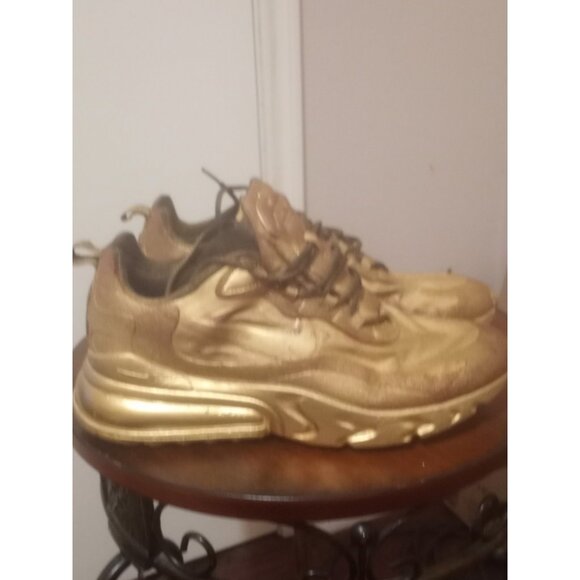 Nike Air Max 270 React CI3866-600 Gym Metallic Gold Spray Paint Mens Size 8.5 - Picture 1 of 16